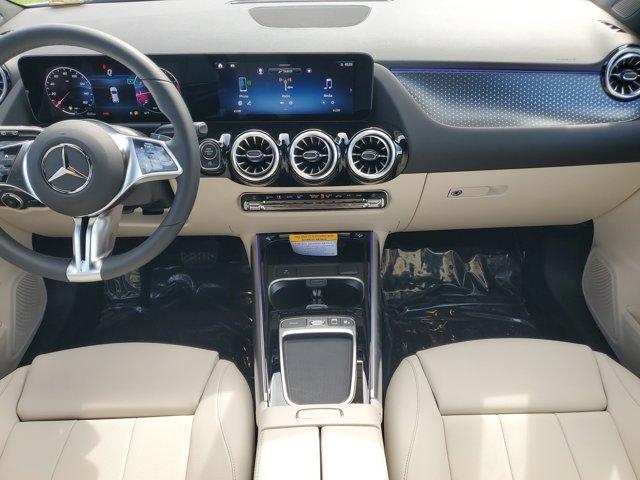 new 2025 Mercedes-Benz GLA 250 car, priced at $44,345