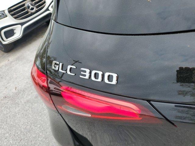 new 2025 Mercedes-Benz GLC 300 car, priced at $59,950