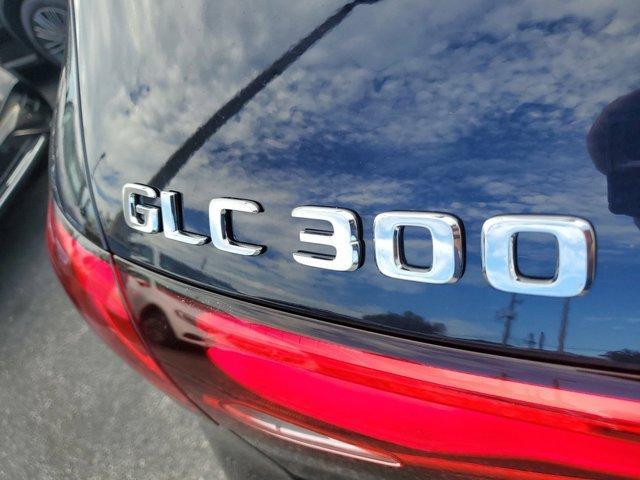 new 2024 Mercedes-Benz GLC 300 car, priced at $56,505