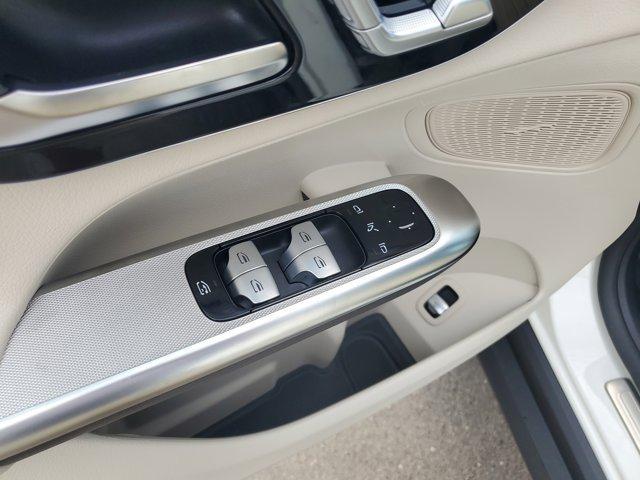 new 2025 Mercedes-Benz GLC 300 car, priced at $52,535