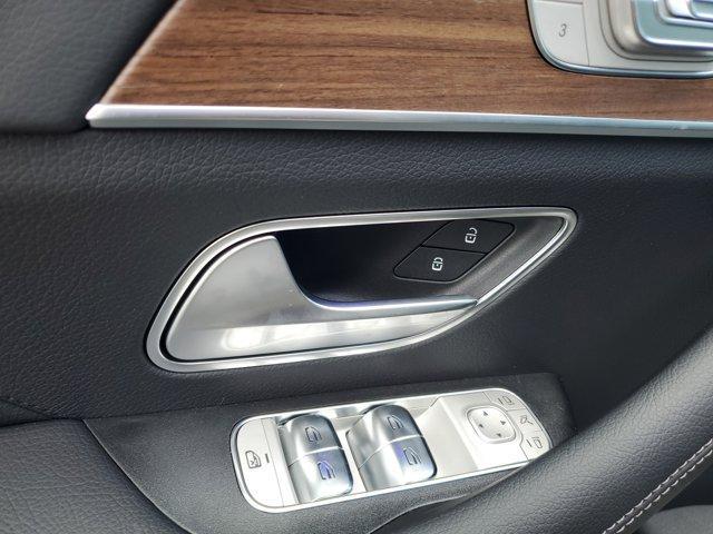 new 2025 Mercedes-Benz GLE 350 car, priced at $72,095