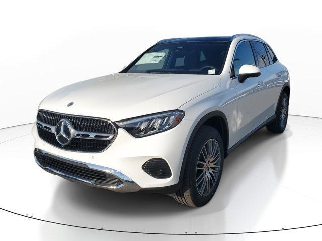 new 2025 Mercedes-Benz GLC 300 car, priced at $52,885