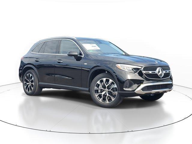 new 2025 Mercedes-Benz GLC 350e car, priced at $61,735