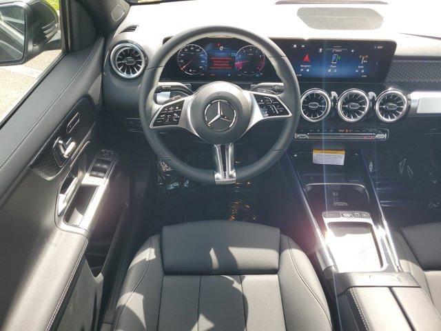 new 2025 Mercedes-Benz GLB 250 car, priced at $48,645