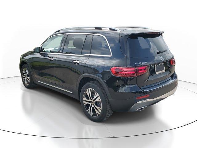 new 2025 Mercedes-Benz GLB 250 car, priced at $48,645
