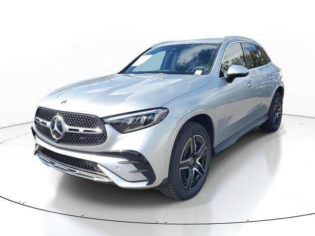 new 2025 Mercedes-Benz GLC 300 car, priced at $56,885