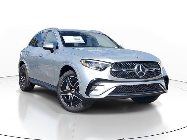 new 2025 Mercedes-Benz GLC 300 car, priced at $56,885