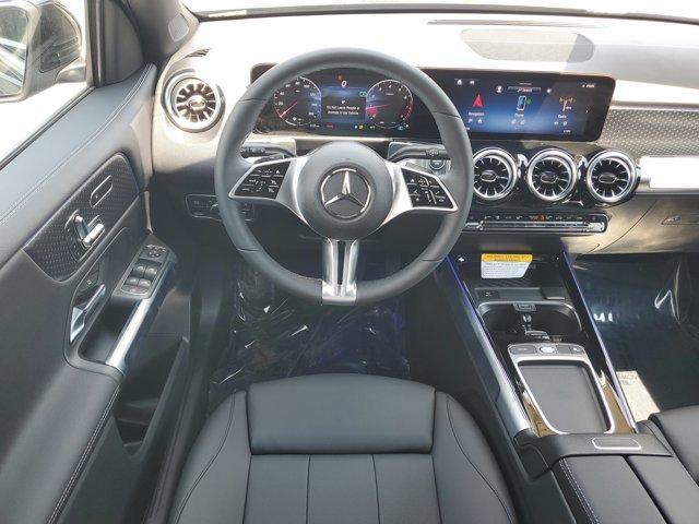 new 2025 Mercedes-Benz GLB 250 car, priced at $48,645