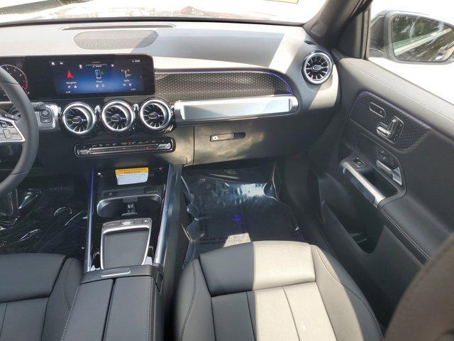 new 2025 Mercedes-Benz GLB 250 car, priced at $48,645