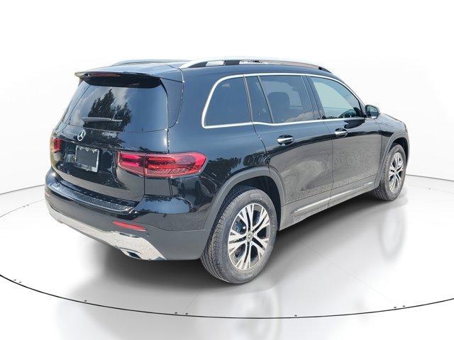 new 2025 Mercedes-Benz GLB 250 car, priced at $48,645