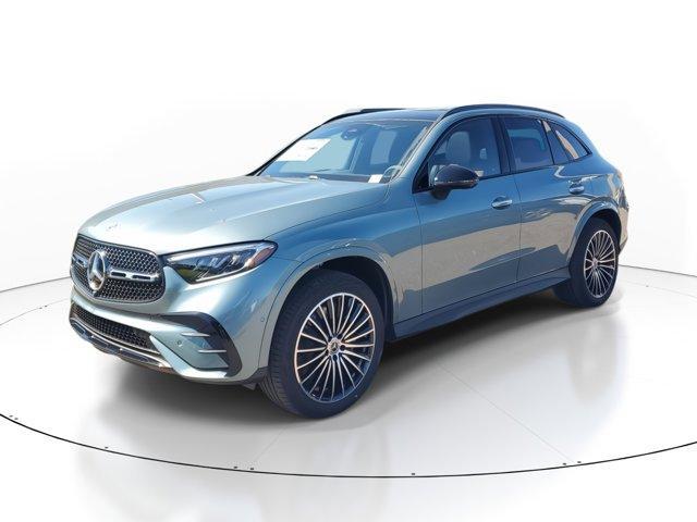 new 2025 Mercedes-Benz GLC 300 car, priced at $63,065