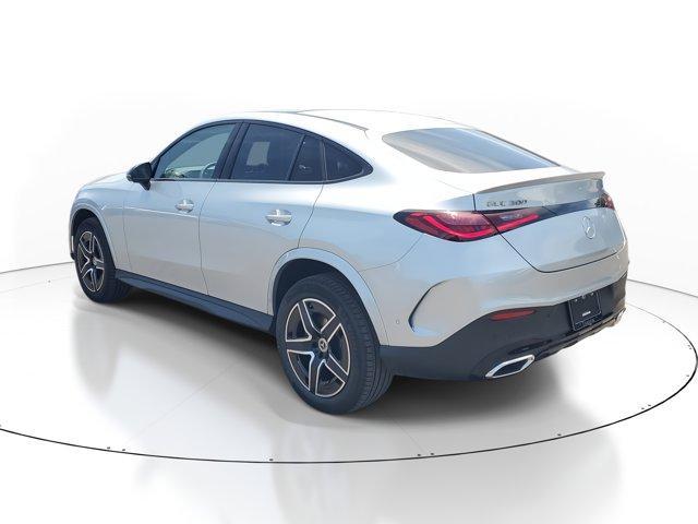 new 2025 Mercedes-Benz GLC 300 car, priced at $64,735