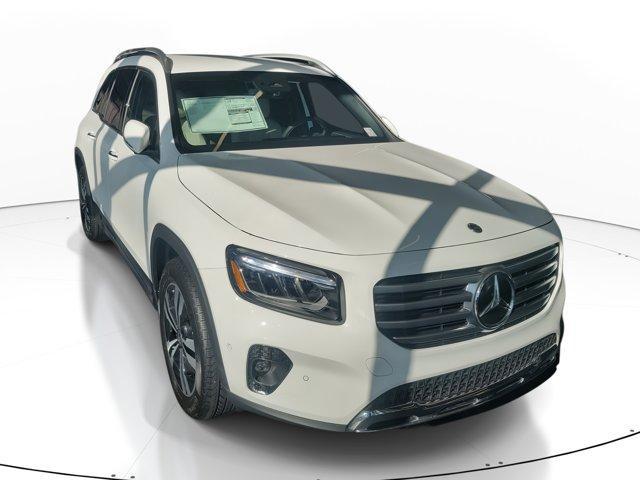 new 2025 Mercedes-Benz GLB 250 car, priced at $47,145