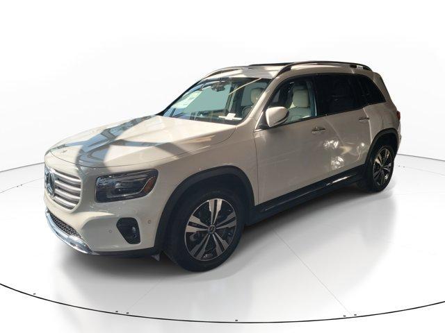 new 2025 Mercedes-Benz GLB 250 car, priced at $47,145