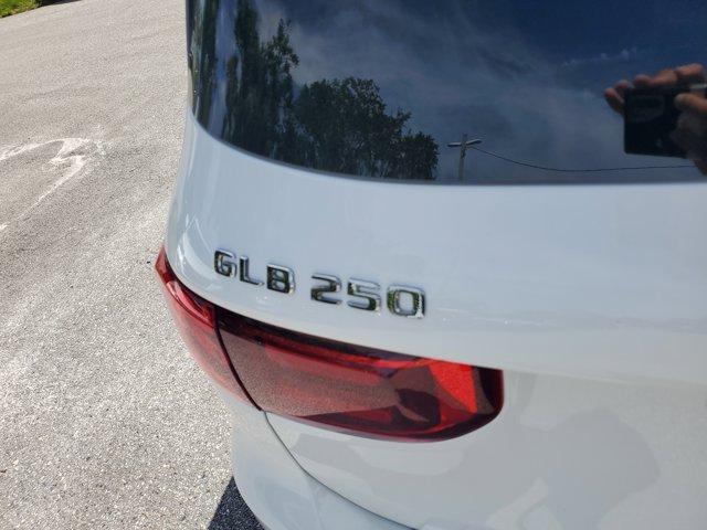 new 2025 Mercedes-Benz GLB 250 car, priced at $47,145