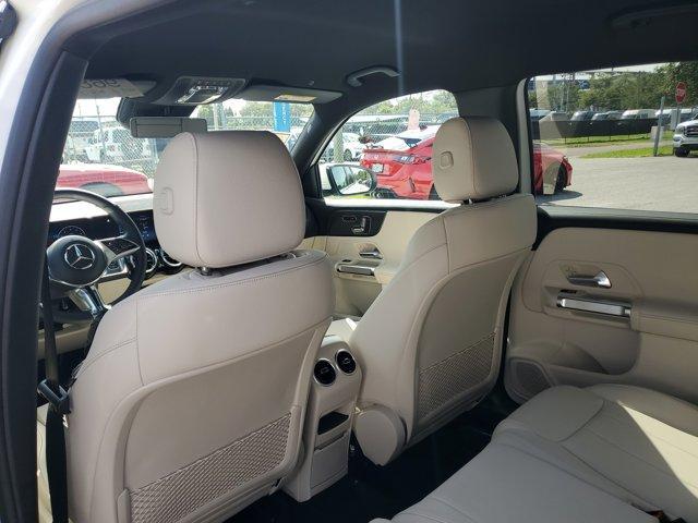 new 2025 Mercedes-Benz GLB 250 car, priced at $47,145