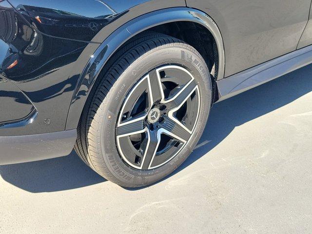 new 2026 Mercedes-Benz GLC 300 car, priced at $62,465