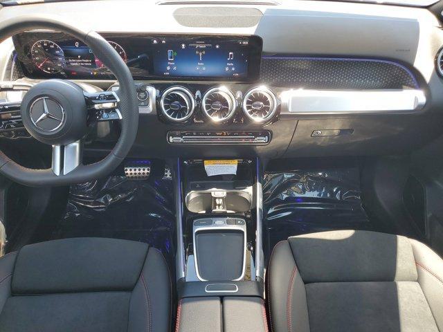 new 2025 Mercedes-Benz GLB 250 car, priced at $53,925