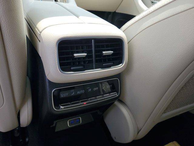 new 2025 Mercedes-Benz GLE 350 car, priced at $75,105
