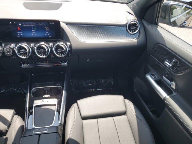 used 2025 Mercedes-Benz GLA 250 car, priced at $41,955