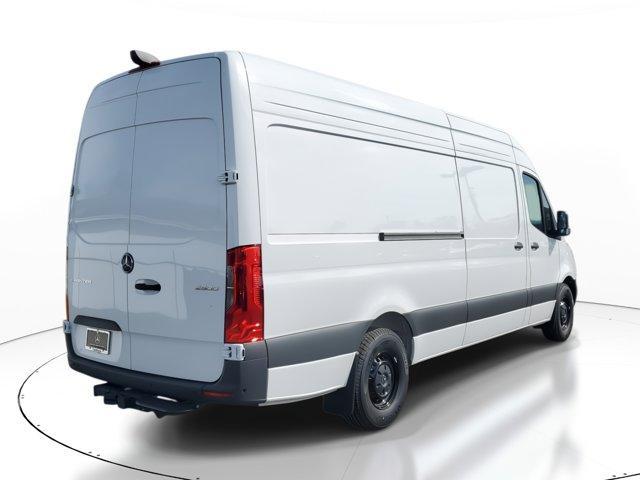 new 2025 Mercedes-Benz Sprinter 2500 car, priced at $65,174