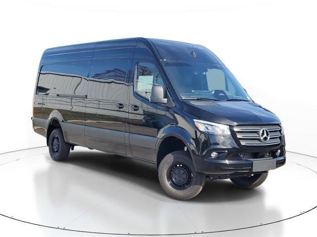 new 2025 Mercedes-Benz Sprinter 2500 car, priced at $79,567