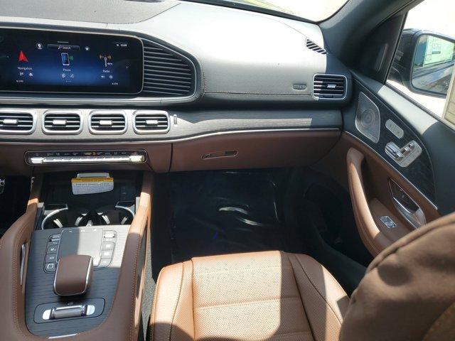 new 2025 Mercedes-Benz GLS 450 car, priced at $101,820