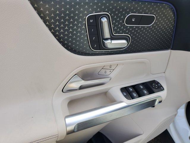 new 2025 Mercedes-Benz GLB 250 car, priced at $47,145