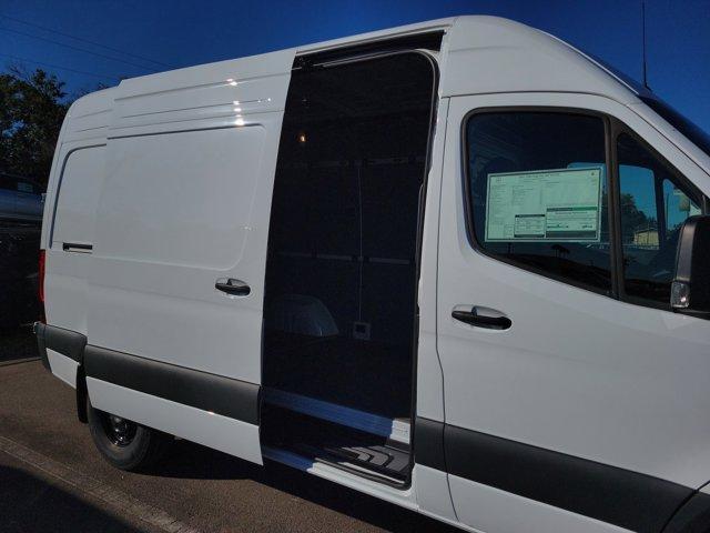 new 2025 Mercedes-Benz Sprinter 2500 car, priced at $58,015