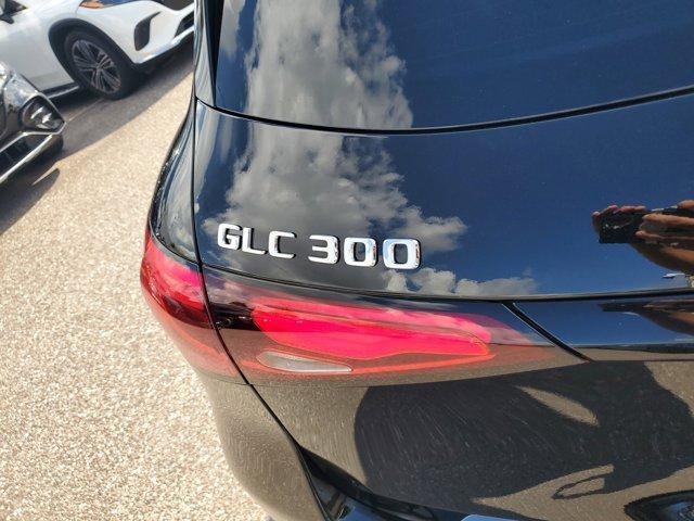 new 2025 Mercedes-Benz GLC 300 car, priced at $54,565