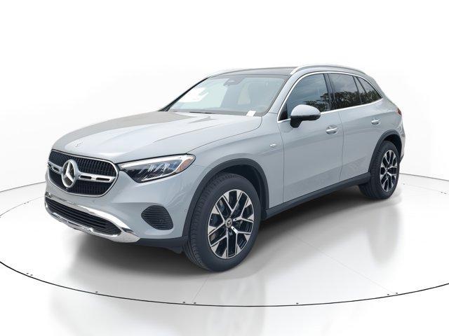 new 2025 Mercedes-Benz GLC 350e car, priced at $68,770