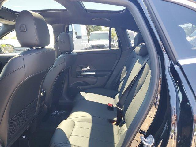 new 2025 Mercedes-Benz GLA 250 car, priced at $46,680