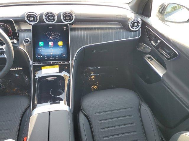 new 2025 Mercedes-Benz GLC 300 car, priced at $60,565