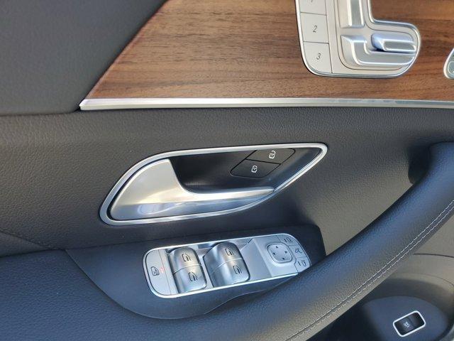 new 2025 Mercedes-Benz GLS 450 car, priced at $95,480