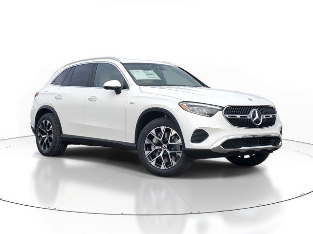 new 2025 Mercedes-Benz GLC 350e car, priced at $65,220