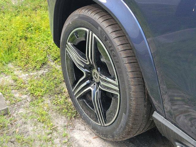 new 2026 Mercedes-Benz GLE 450 car, priced at $81,840