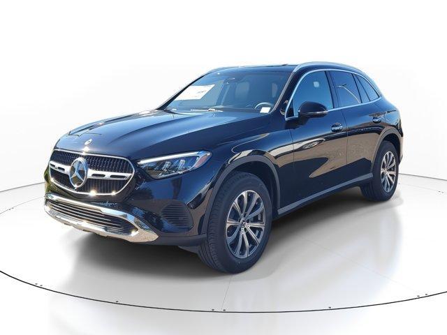 new 2025 Mercedes-Benz GLC 300 car, priced at $52,815