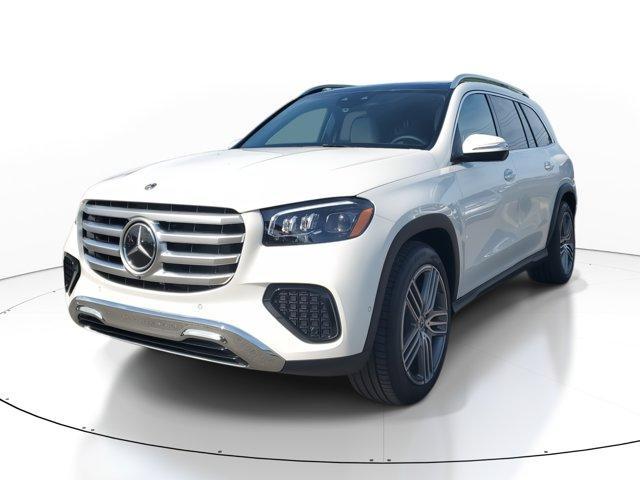 new 2025 Mercedes-Benz GLS 450 car, priced at $92,325