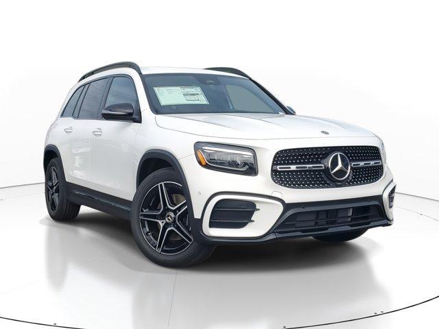 new 2025 Mercedes-Benz GLB 250 car, priced at $51,975