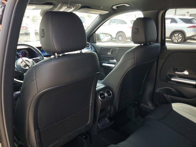 used 2025 Mercedes-Benz GLA 250 car, priced at $39,813