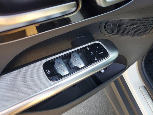 new 2025 Mercedes-Benz GLC 300 car, priced at $55,685
