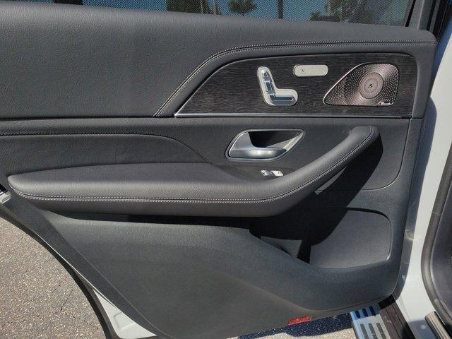 new 2026 Mercedes-Benz GLS 580 car, priced at $126,150