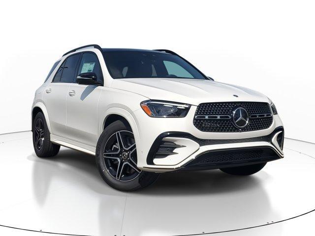 new 2025 Mercedes-Benz GLE 450 car, priced at $82,335