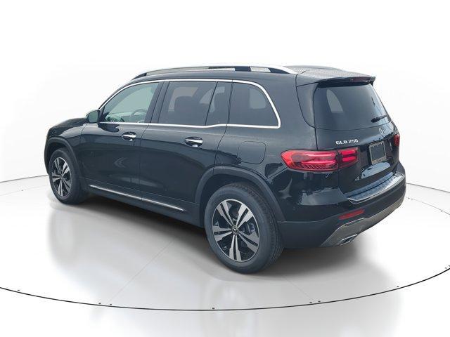 new 2025 Mercedes-Benz GLB 250 car, priced at $47,145
