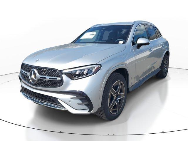 new 2025 Mercedes-Benz GLC 300 car, priced at $56,885