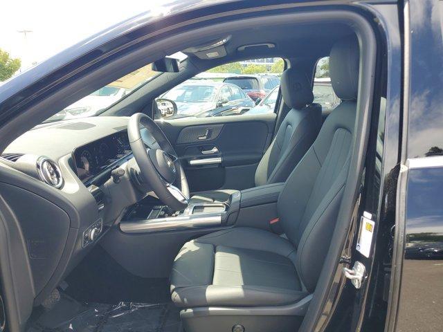 new 2025 Mercedes-Benz GLA 250 car, priced at $45,845
