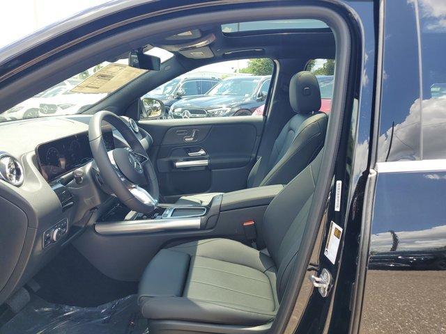 new 2025 Mercedes-Benz GLA 250 car, priced at $46,680