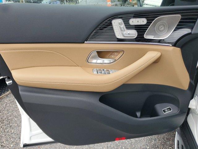 new 2025 Mercedes-Benz GLS 450 car, priced at $105,070