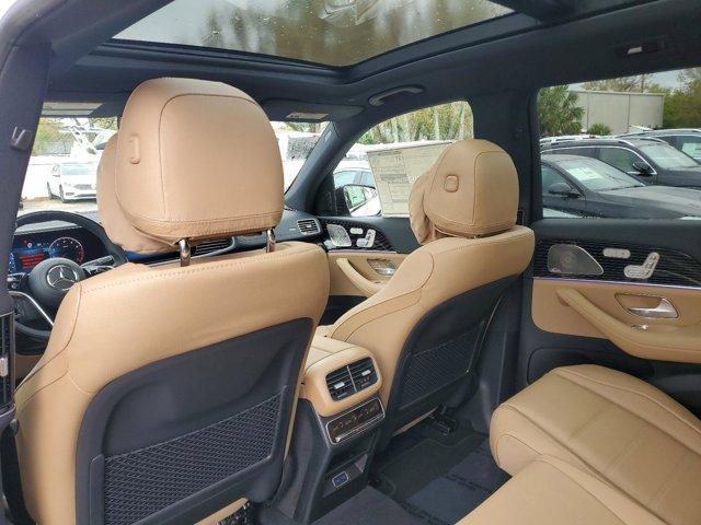 new 2025 Mercedes-Benz GLS 450 car, priced at $105,070