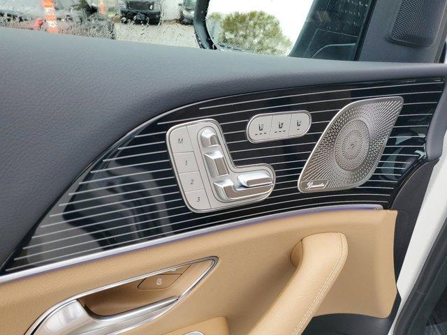 new 2025 Mercedes-Benz GLS 450 car, priced at $105,070